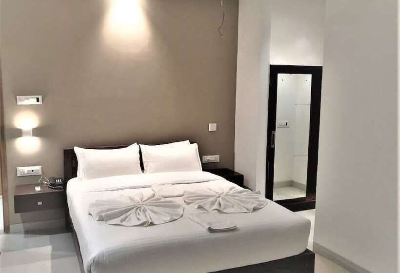 اتاق لوکس, Peninsula Beach Resort