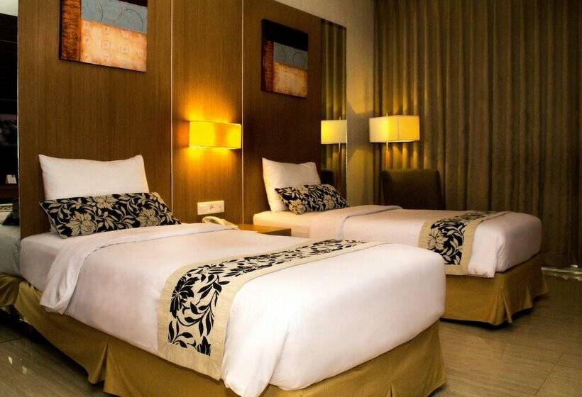 Номер Deluxe, Verona Palace Hotel Bandung