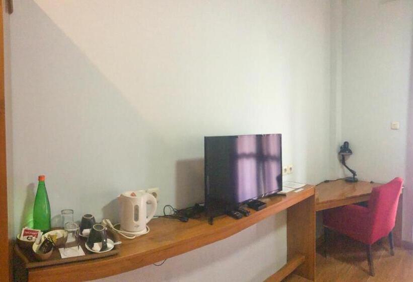 Номер Стандарт с Террасой, Wae Molas