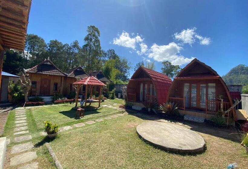 스탠다드 룸 킹사이즈 침대, Batur Bamboo Cabin By Ecommerceloka