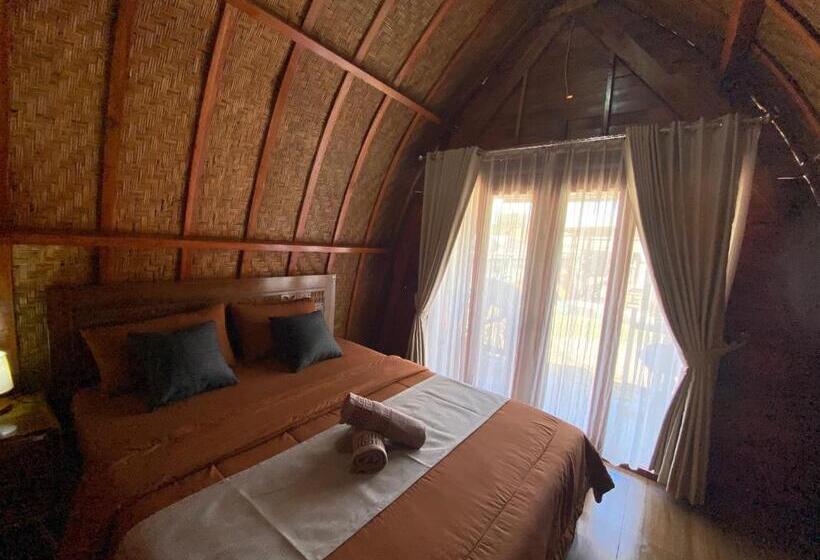 스탠다드 룸 킹사이즈 침대, Batur Bamboo Cabin By Ecommerceloka