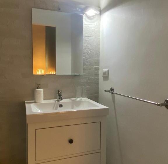 חדר דלוקס, Chez Glè B&b