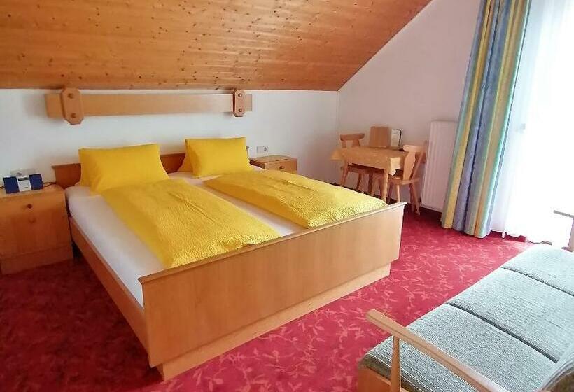 Номер Стандарт Трехместный, Tieschnhof