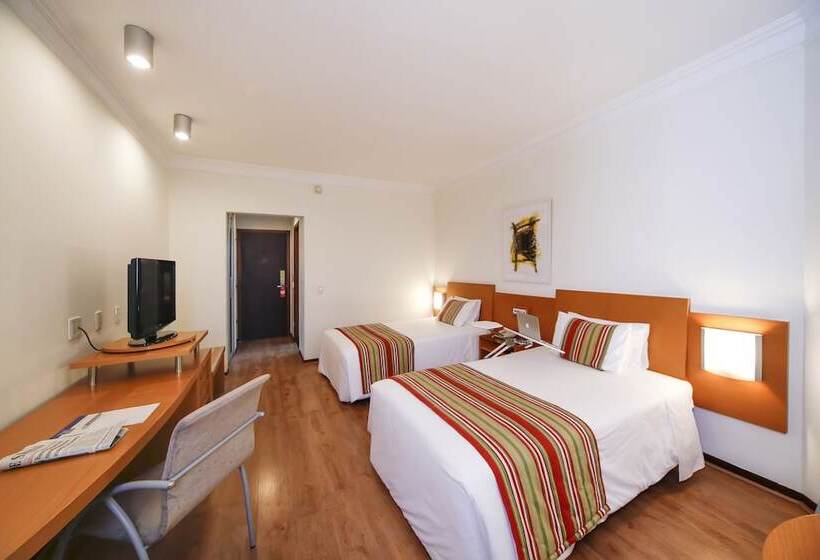 Номер Deluxe, Grand Hotel Royal Sorocaba By Atlantica