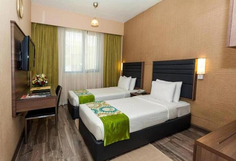 Номер Стандарт, Oasis Deira