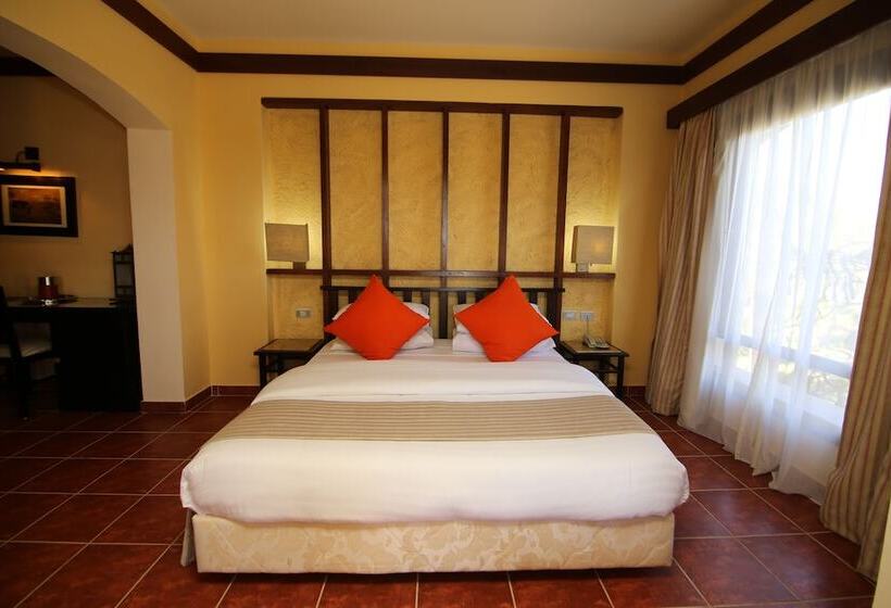 اتاق سوپریور با چشم‌انداز باغ, Tamra Beach Resort
