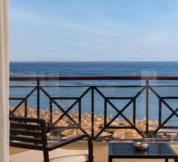اتاق لوکس با چشم‌انداز دریا, Cleopatra Luxury Resort Sharm El Sheikh