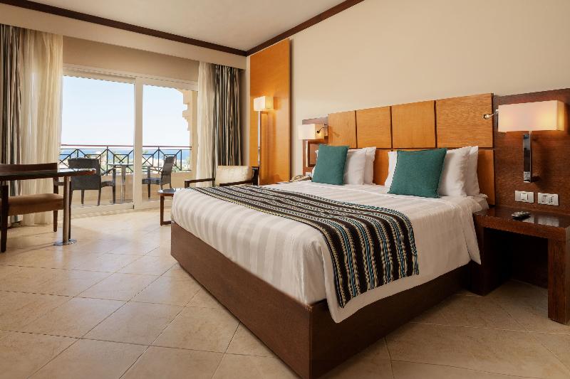 اتاق سوپریور با چشم‌انداز باغ, Cleopatra Luxury Resort Sharm El Sheikh