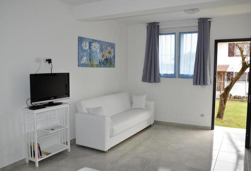 Номер Стандарт Трехместный, La Casa Dei Nonni