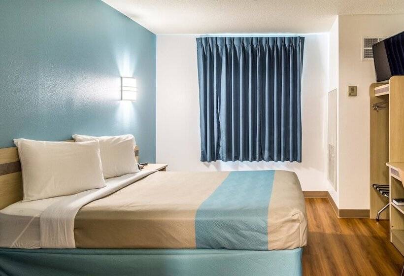 Номер Deluxe Адаптированный для Инвалидов, Motel 6 Lincoln City, Or