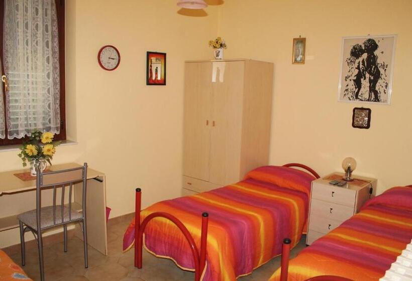 اتاق استاندارد سه نفره, Bed And Breakfast Padalino
