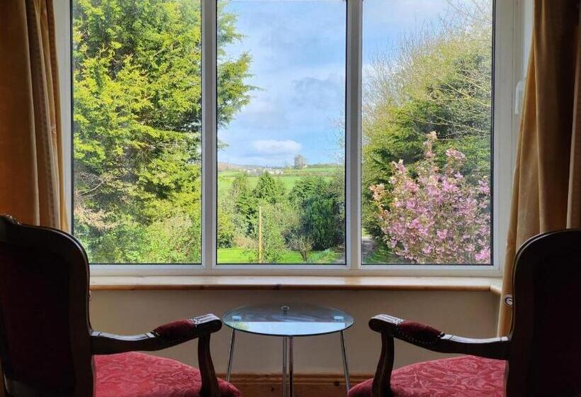Номер Deluxe, Riverside Glanworth