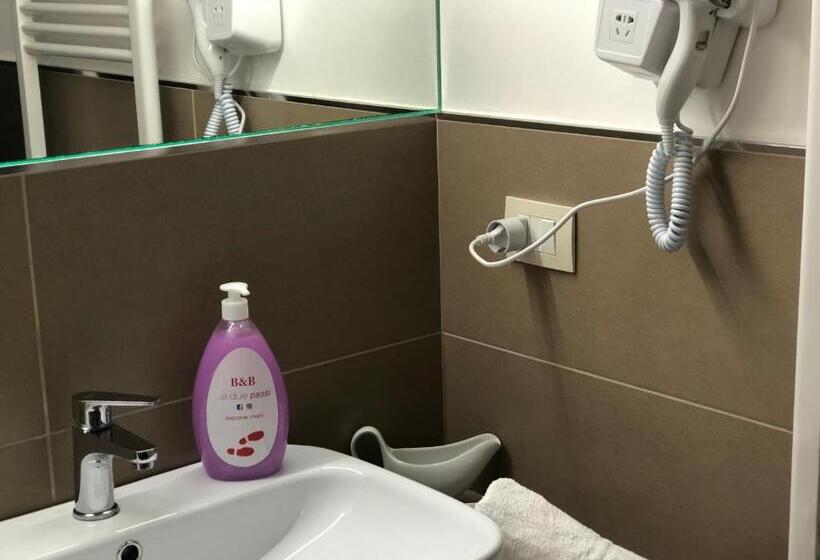 اتاق استاندارد چهار تخته, B&b A Due Passi