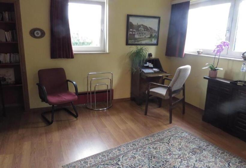 اتاق استاندارد, Prince D Orange Bed & Breakfast