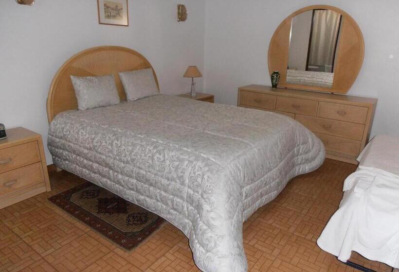 Семейный Номер, Lobateira Villas