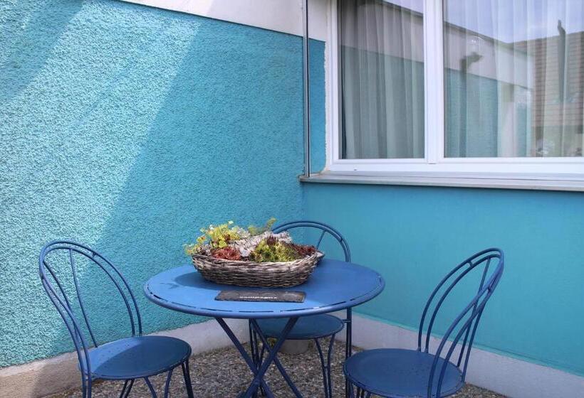 Номер Стандарт, Les Petites Chambres De La Bleue Maison