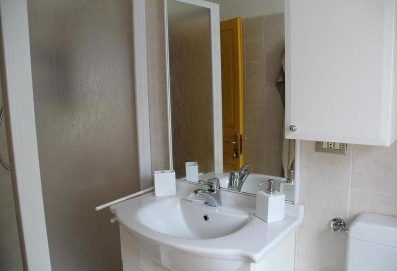 Апартаменты 1 Спальня с Видом, Maison Perron Cir  Vda Lathuile N0062