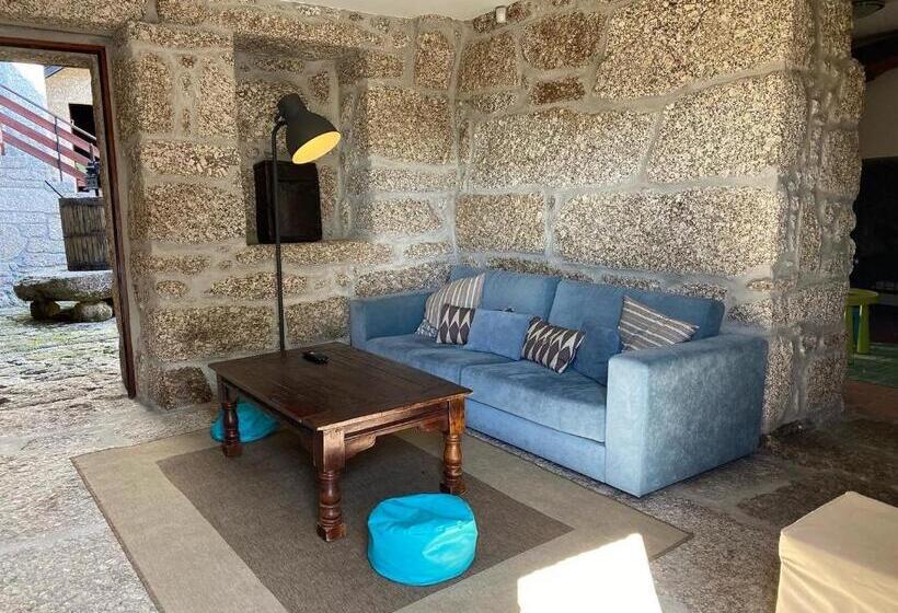 ویلای یک اتاق خوابه با استخر شنا, Quinta Casa Da Fonte