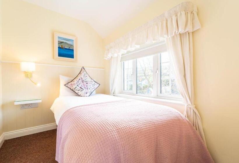 Номер Стандарт Трехместный, Ashe S Accommodation