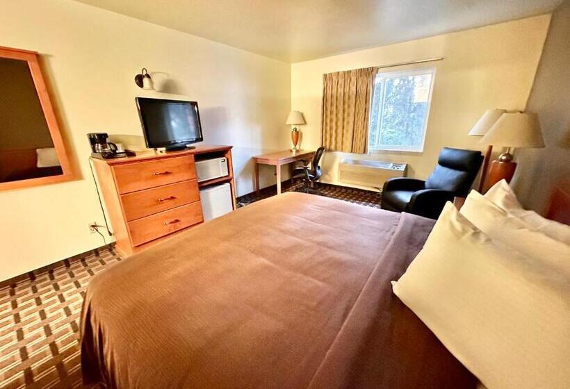 Номер Deluxe Кровать Кинг, Fairbridge Inn & Suites Kellogg