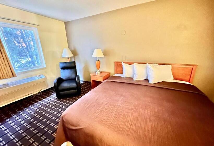 Номер Стандарт Адаптированный для Инвалидов, Fairbridge Inn & Suites Kellogg