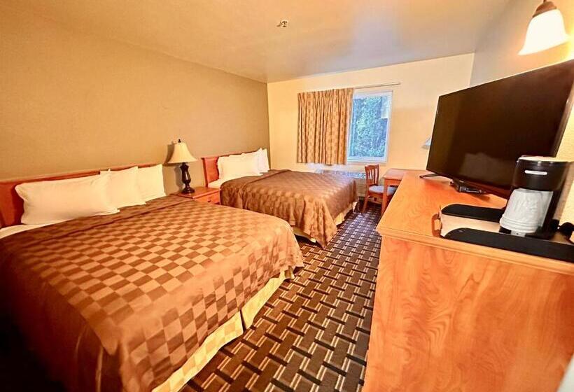 Номер Стандарт, Fairbridge Inn & Suites Kellogg