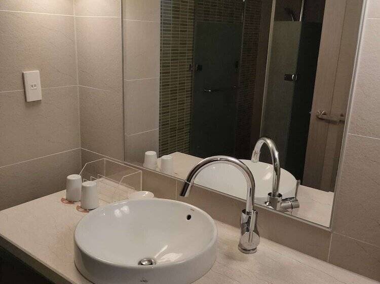 اتاق سوپریور با چشم‌انداز شهر, Fullon Hotel Kaohsiung