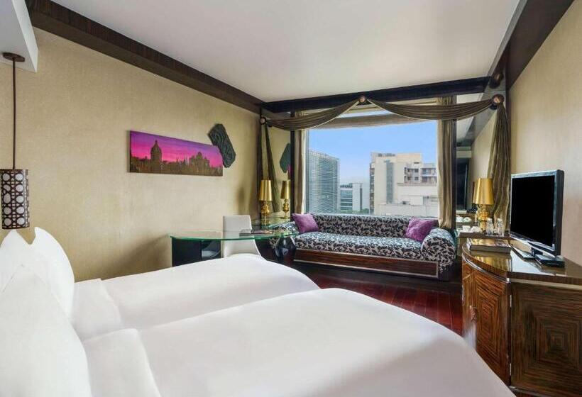 اتاق لوکس با تخت بزرگ, Sofitel Mumbai BKC