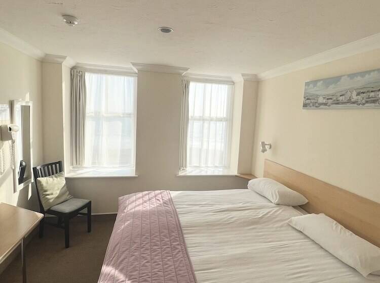 Номер Стандарт Вид на Море, Eastbourne Riviera