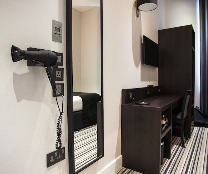 Номер Стандарт, The W14 Kensington