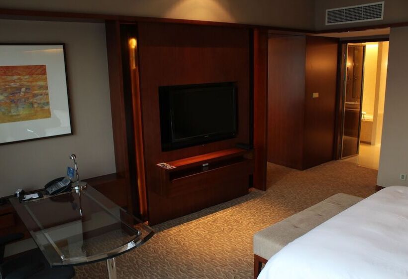 Executive Szoba, Hilton Nanjing Riverside