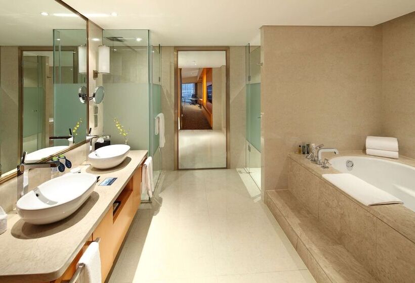 سوئیت پریمیوم, Hilton Nanjing Riverside