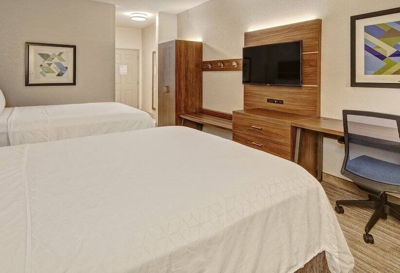 Номер Стандарт Адаптированный для Инвалидов, Holiday Inn Express Hotel & Suites Clarksville By Ihg