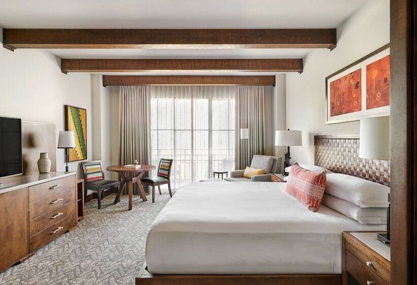 Номер Стандарт Двуспальная Кровать Адаптированный для Инвалидов, The Ritzcarlton, Dove Mountain