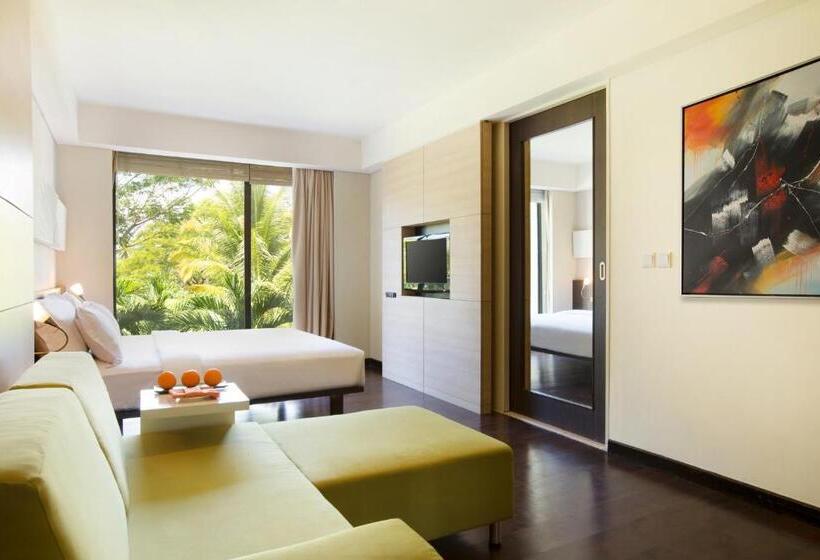 اتاق لوکس, Novotel Manado Golf Resort & Convention Center