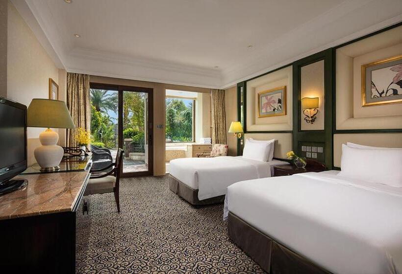 Номер Deluxe Вид на Бассейн, Seaview Resort Xiamen