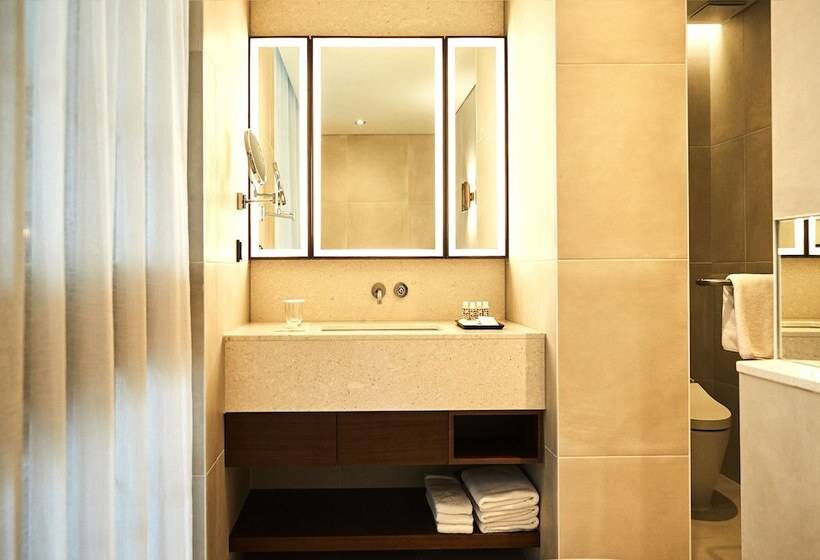 جناح, La Casa Hotel Seoul