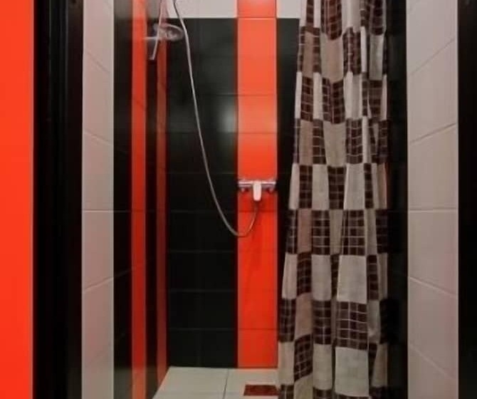 سرير فى غرفة مشتركه, Babushka House   Hostel