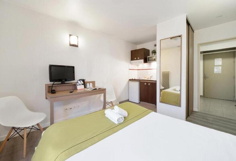 Студия Стандарт, Comfort Aparthotel Versailles, St Cyr L Ecole