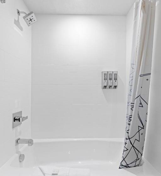 Family Suite, The Evergreen