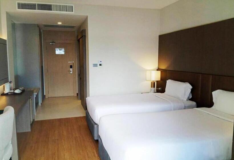 Номер Superior Вид на Реку, Fortune River View Hotel Nakhon Phanom