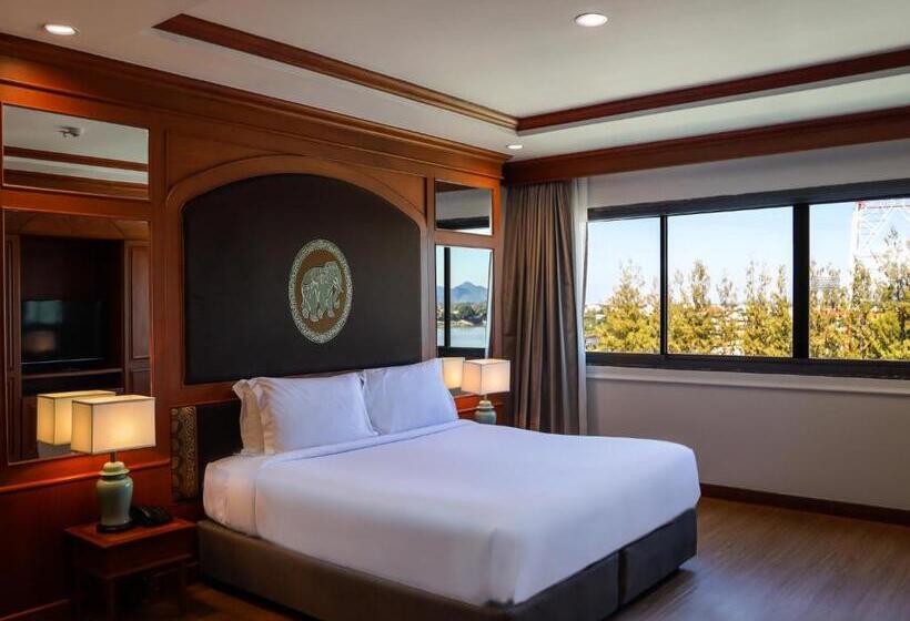 Люкс Вид на Реку, Fortune River View Hotel Nakhon Phanom