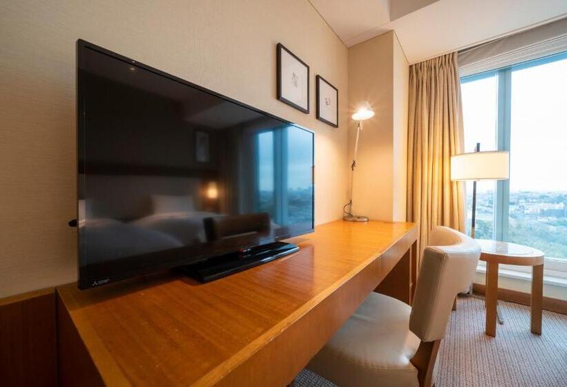 Номер Стандарт, Associa Shin Yokohama