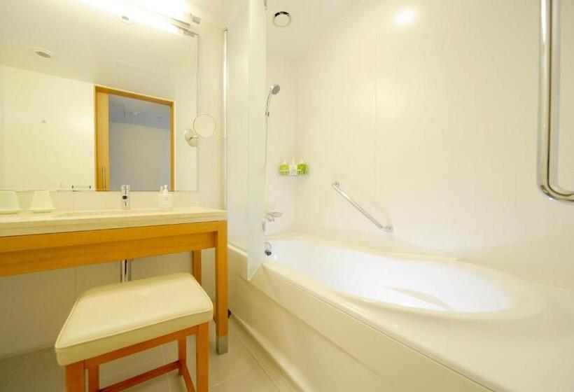 Номер Economy, Associa Shin Yokohama