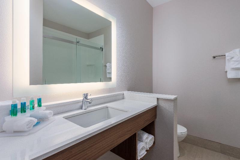 Стандартный Номер Кровать Кинг, Holiday Inn Express & Suites Vandalia, An Ihg