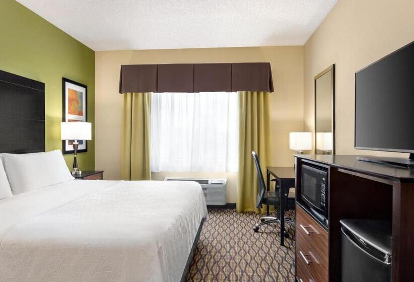 장애인을 위한 킹사이즈 침대 스탠다드 룸, Holiday Inn Express Hotel & Suites Edmond, An Ihg