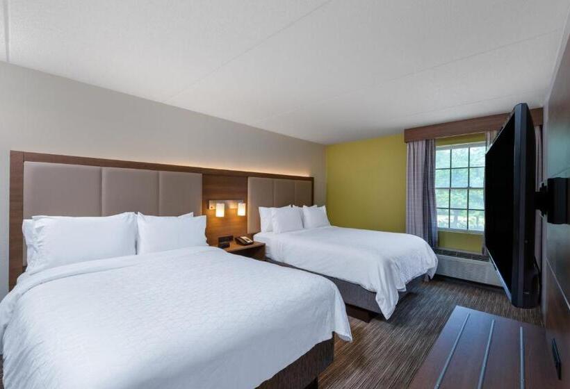 Номер Стандарт 2 Двуспальные Кровати, Holiday Inn Express State College At Williamsburg Square, An Ihg