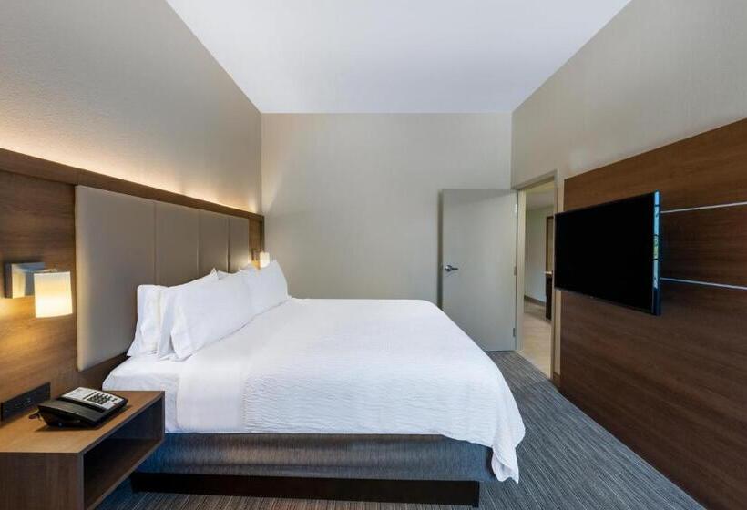 Люкс Адаптированный для Инвалидов, Holiday Inn Express State College At Williamsburg Square, An Ihg