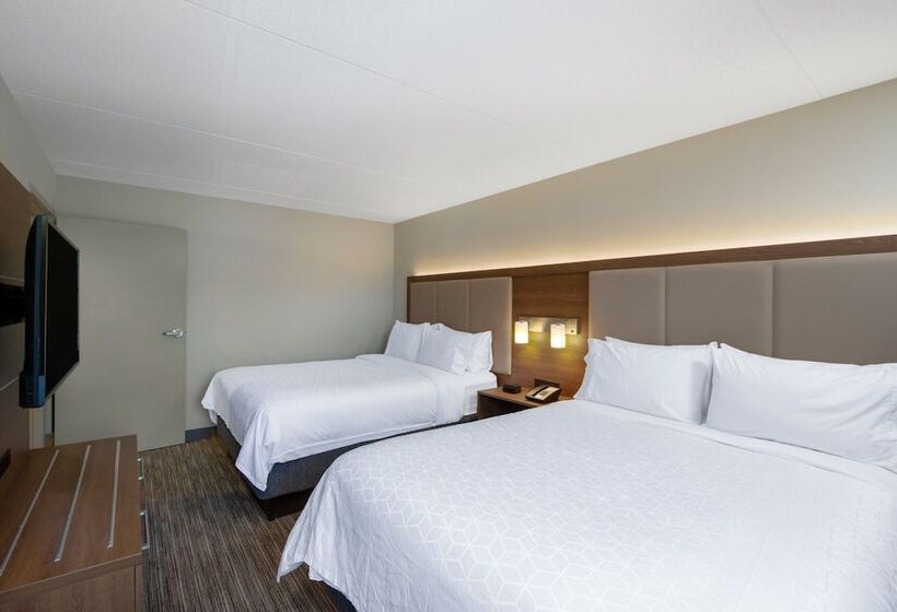 Люкс, Holiday Inn Express State College At Williamsburg Square, An Ihg