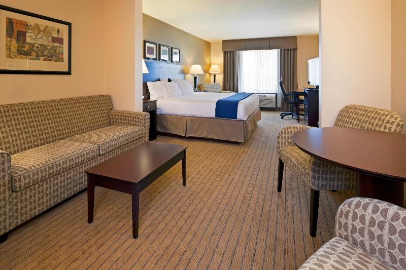 Люкс Кровать Кинг, Holiday Inn Express Washington Court House, An Ihg
